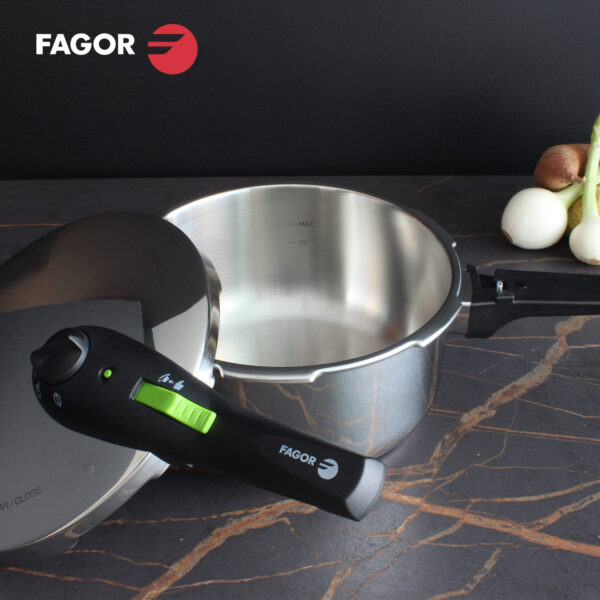 Fagor Rapid Xpress olla a presión súper rápida, fabricada en acero inoxidable 18/10 - Imagen 3